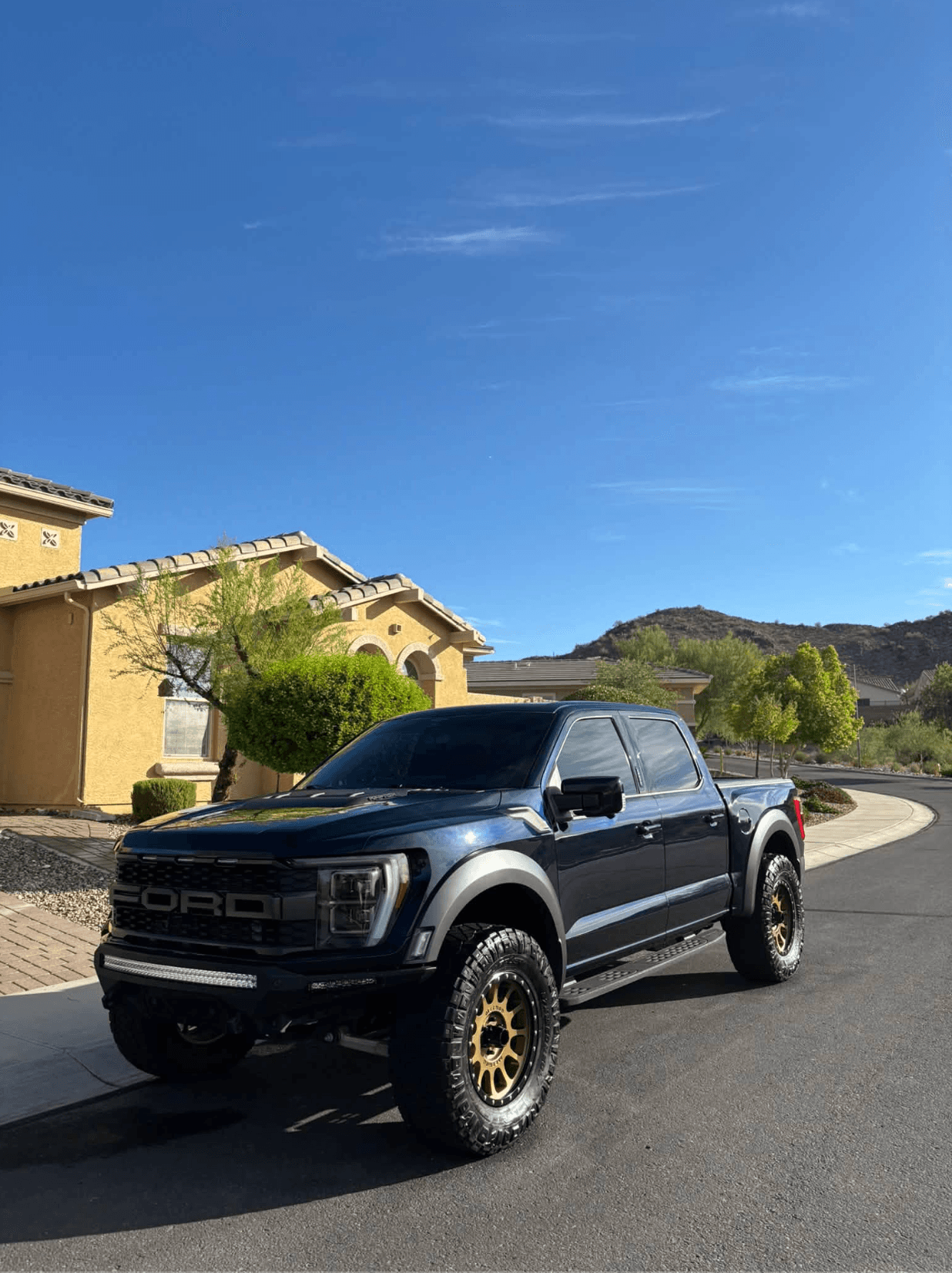 Freshly detailed vehicle in Anthem
